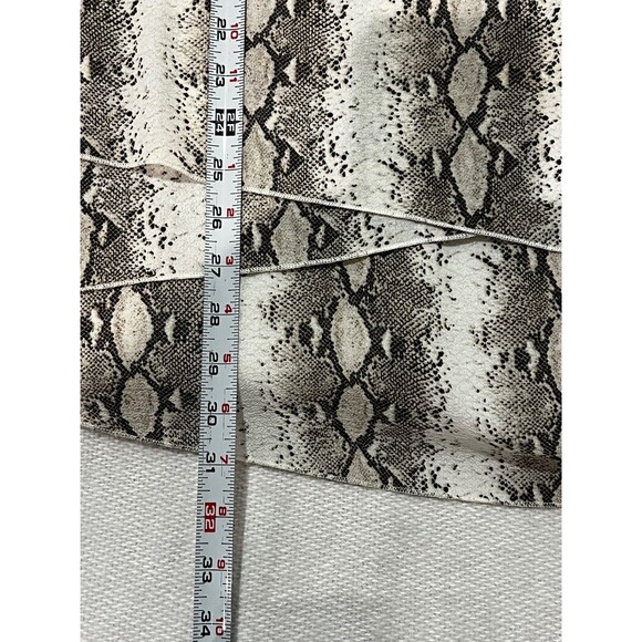 K&C Womens Grey Snakeskin Print V-Neck  Blouse with 3/4 Sleeves Size XL - Picture 11 of 12